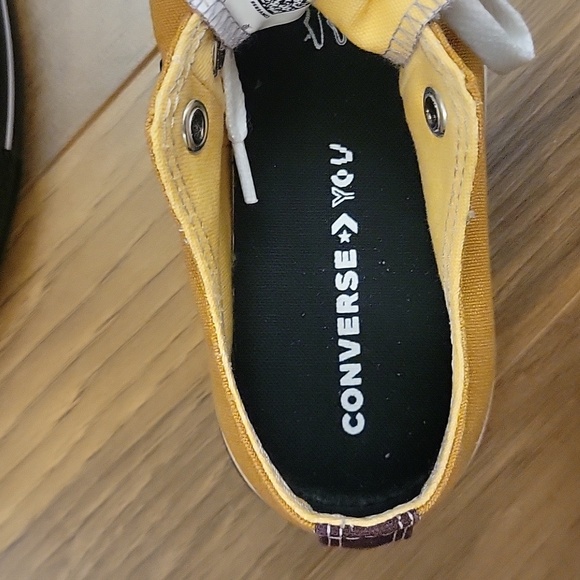Converse Platform Low Tops, Womans Size 7, EUC - Picture 7 of 7